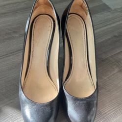 YSL Yves Saint Laurent Tribtoo 80 Black Patent Pumps 