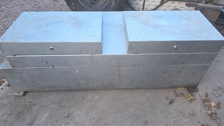 Aux diesel transfer tank with storage