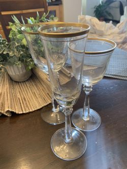 Mikasa Wheaton Glassware Set With Gold Trim
