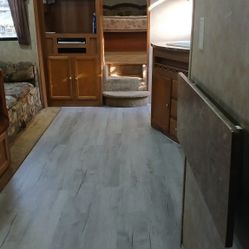 Rv 32' Two Bedrooms 