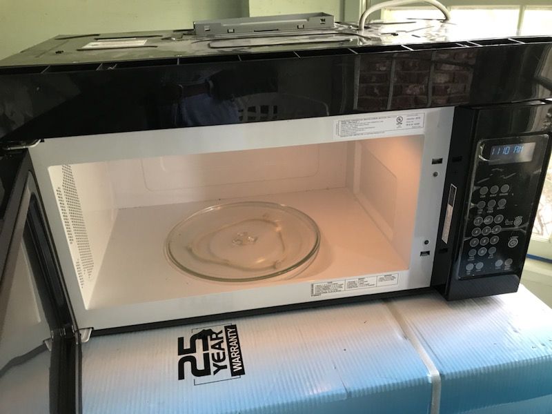 Microwave Oven