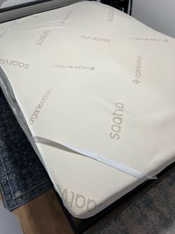 Queen Memory Foam Mattress Topper 1-in Thick