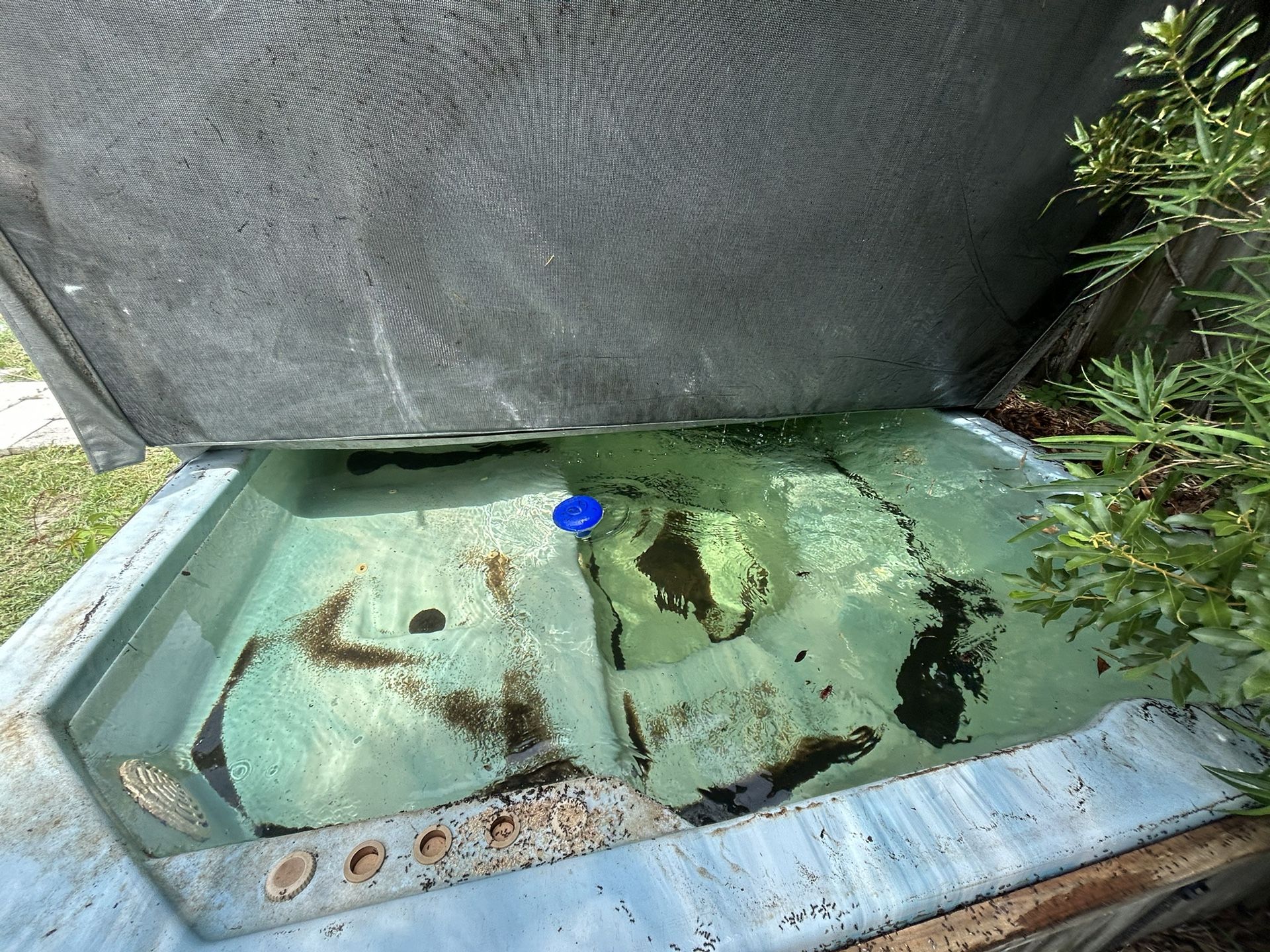 Hot Tub Evreytbing Works