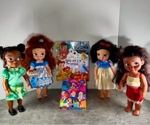 Disney Princess Animator Dolls Bundle with Books