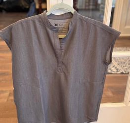 FIGS Rafaela XS Women Oversized Graphite Gray Top