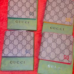 Gucci wallets 200$ A Peice 