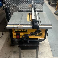 DeWalt 10” Table Saw DW745