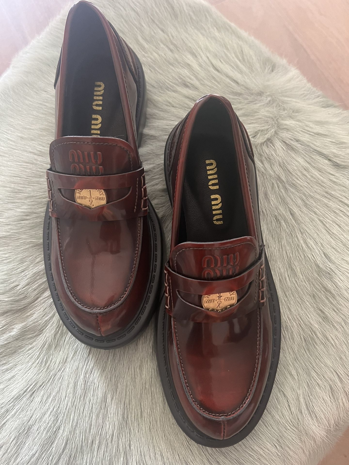 Miu Miu Loafers 37 (size 7)