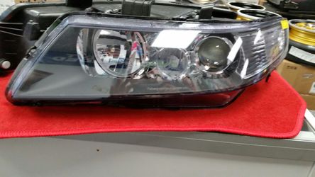 04-05 ACURA TSX BLACK HOSING PROJECTOR HEAD LIGHTS