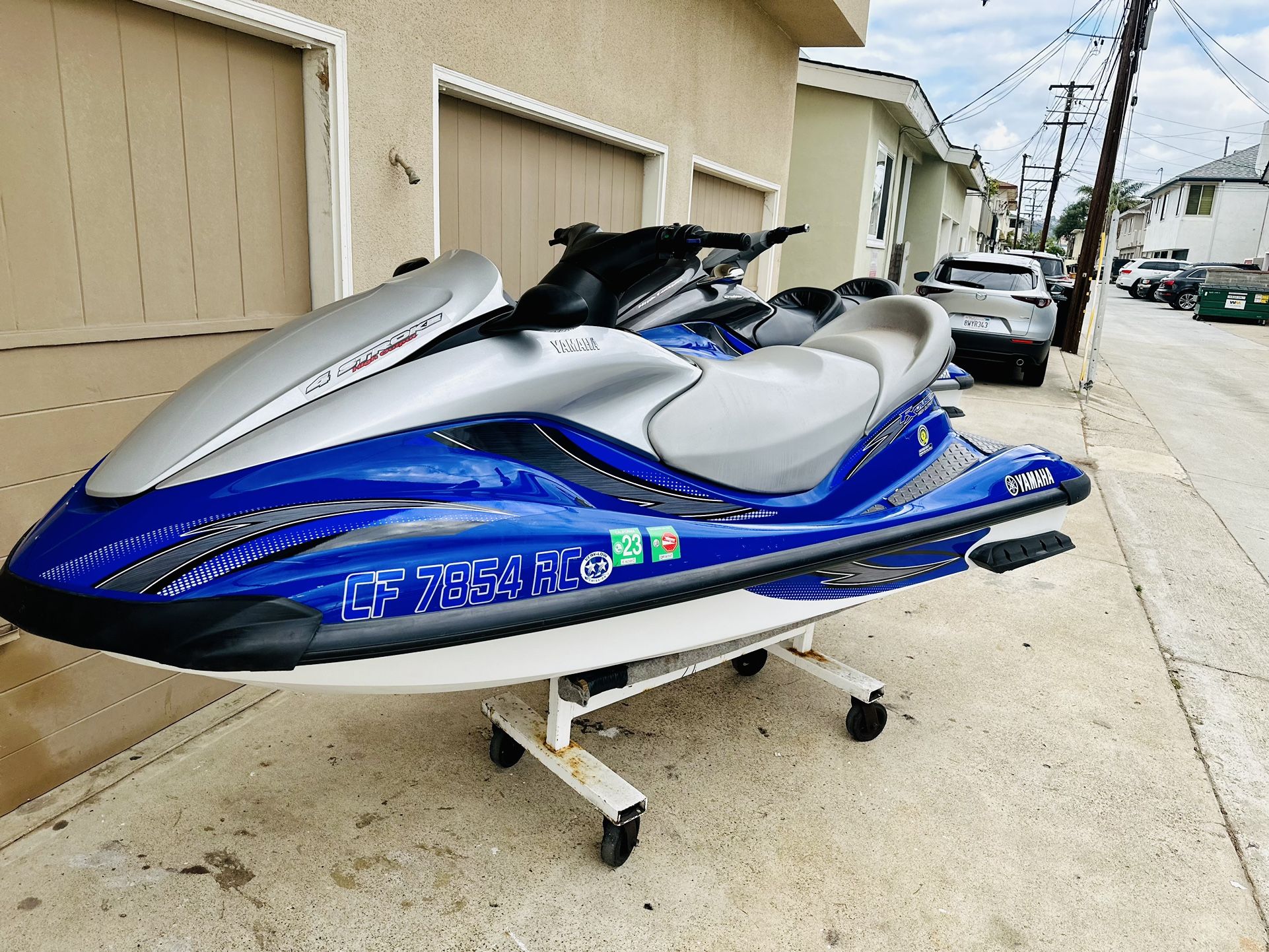 2005 Two Yamaha FX HO cruiser Waverunners / skis and trailer clean