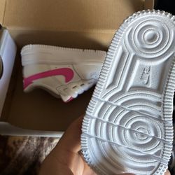 Force 1 Low Easyon Pink And White Size 5c