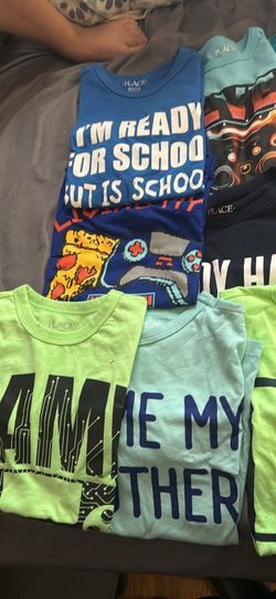 Gently used boys graphic tees