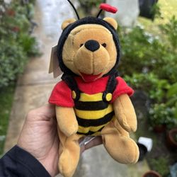 Disney’s Winnie the Pooh HONEY BEE POOH 8” Mini Bean Bag Plush Toy