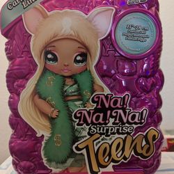 Na Na Na Surprise Teens Fashion Doll