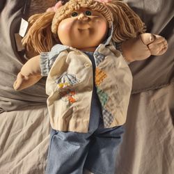 Collectable Cabbage Patch Doll 