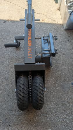 Trailer valet trailer mover 5000LB hardly used Specifications
Hauling Capacity: 5,000 lbs
Static Tongue Weight lbs: 500 lbs
Tongue Weight: 250 - 500 l