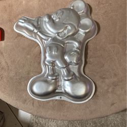1995 Disney Vintage Mickey Mouse Cake Pan