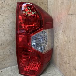 2014-2021 Toyota Tundra Right Passenger Side Tail Light