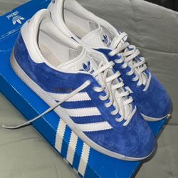 Mens Adidas 9.5 Like New- Others Listed