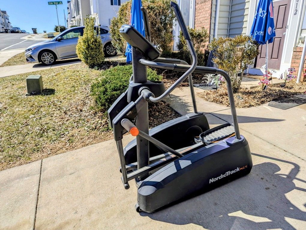 NordicTrack A.C.T. Elliptical - Like New!