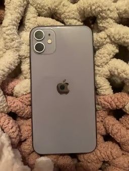 iPhone 11 purple color way 64 gb