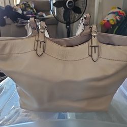 Coach Pebble Leather Shoulder Bag Ivory Pearlescent Lavender Interior F16174