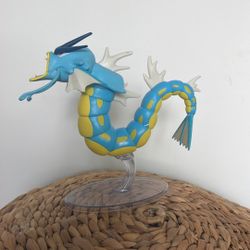 pokemon gyarados figure