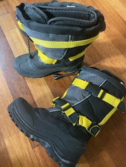 ColdFront Snow Boots Child Youth Size 6 