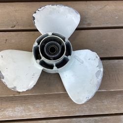 Prop 11 3/4 X 9 1/4-R