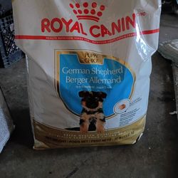 Royal Canin Puppy Food