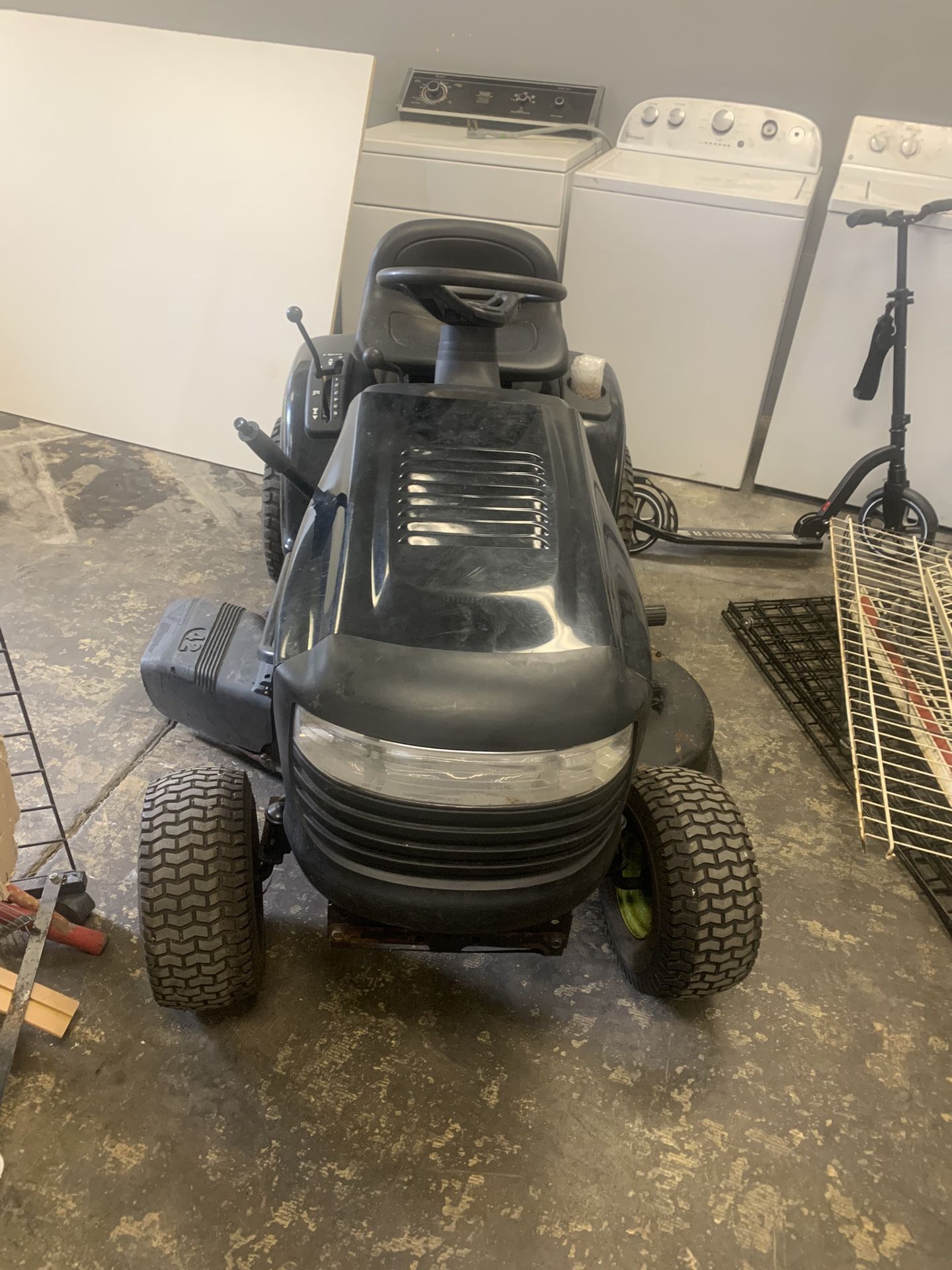 Poulan Lawn Tractor