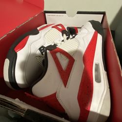 Jordan 4 Retro Red