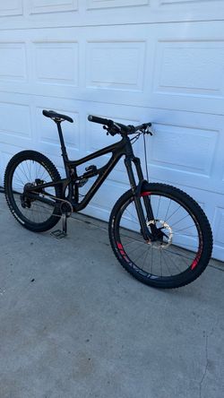 2016 Santa Cruz Nomad Carbon C 27.5 – Roval Carbon Wheels – Size Medium