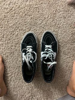 VANS SIZE 6.0 Men 7.5 Women