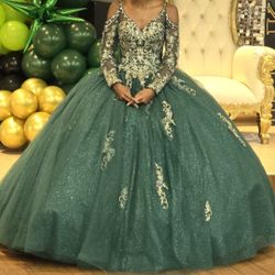 2 Dresses For Quinceanera Or Sweet 16