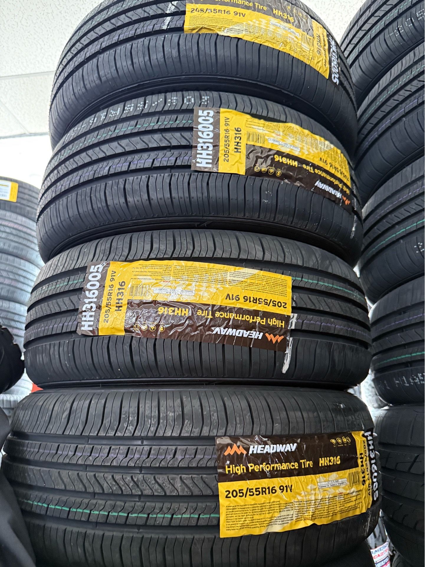 205/55/R16 Nueva La 4 Llanta Por $245