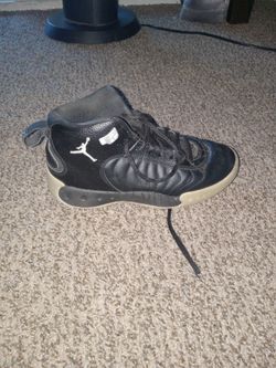Jumpman Jordans Size 3.5 Youth