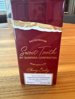 Sabrina Carpenter perfume