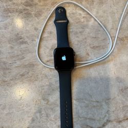 Apple Watch - Series 4