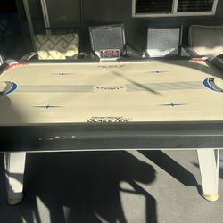 Air Hockey Table