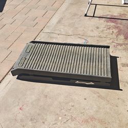 Folding pet ramp