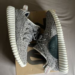 Size 8.5 Adidas Yeezy Boost 350 Turtle Dove Kanye for Sale in South Gate,  CA - OfferUp