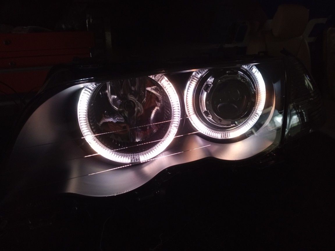 E46 Projector Headlights