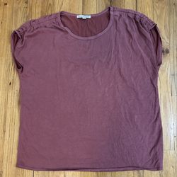 Size large mauve  short sleeve top with ruched sleeves