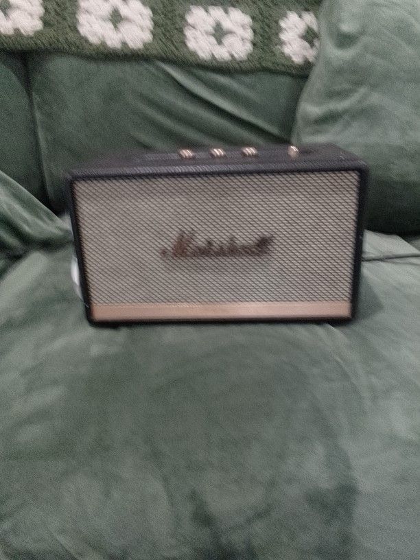Marshall Speaker