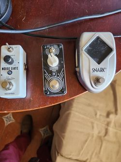 Guitar pedals
