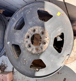 Single (1) Ford F150 Expedition 17” wheel 6x135