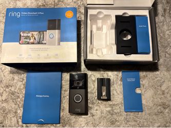 Ring Video Doorbell 3 Plus in excellent working condition. Includes the rechargeable battery, mounting hardware, security screwdriver, original box, a