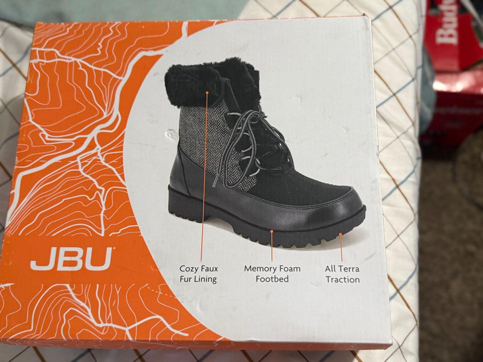 Brand New Woman Winter Boots