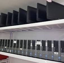 
🖥️💻 **Computer & Monitor Sale!** 💻